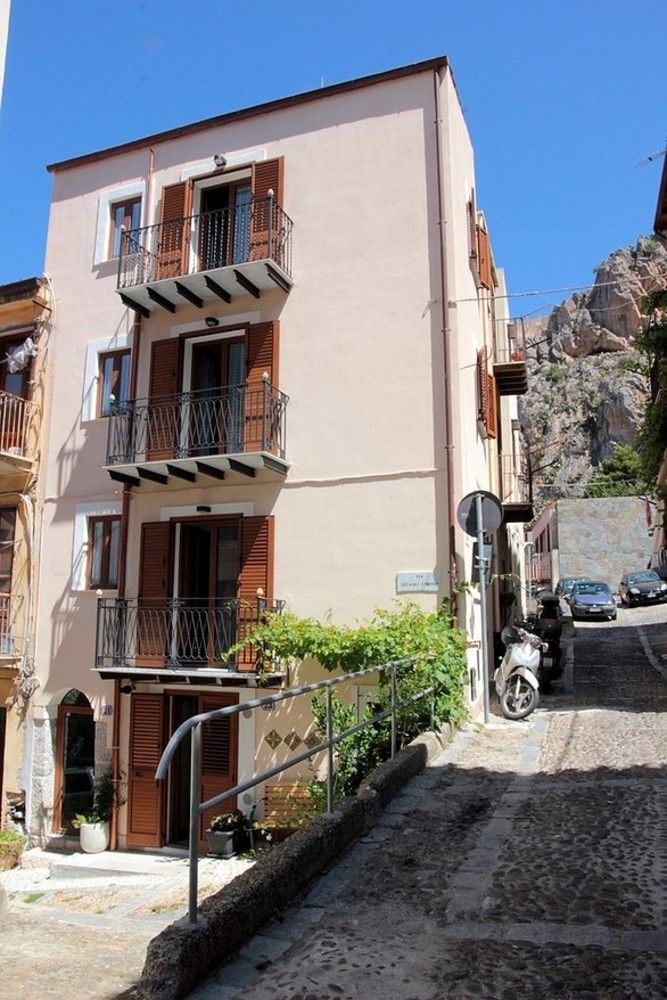 La Casa Del Geko Bed & Breakfast Cefalu Exterior photo