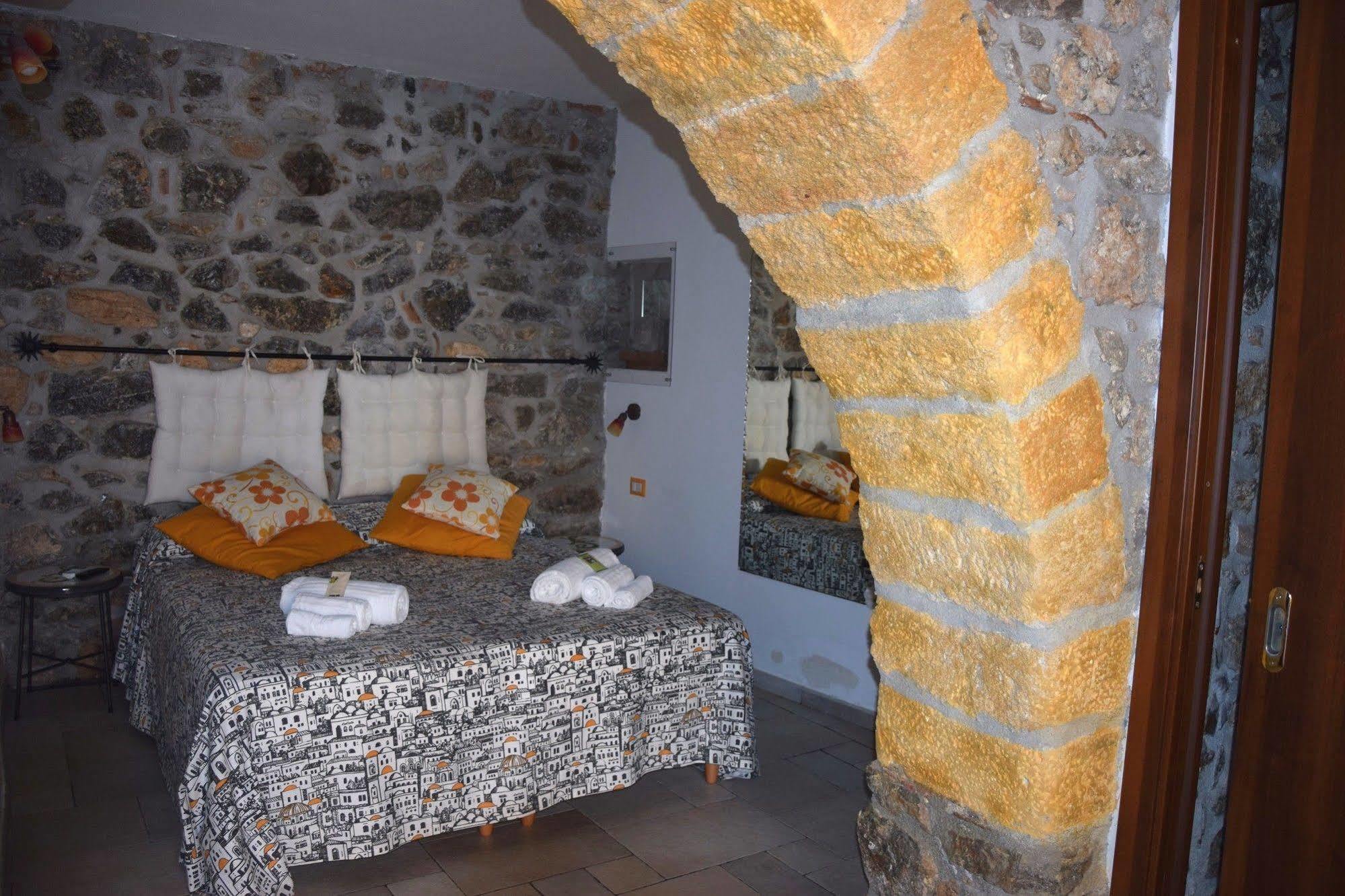 La Casa Del Geko Bed & Breakfast Cefalu Exterior photo