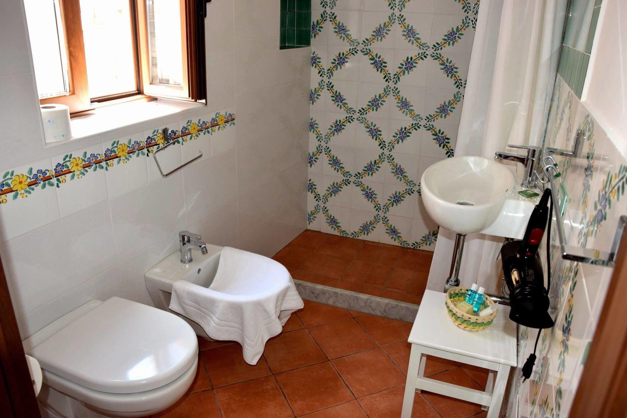 La Casa Del Geko Bed & Breakfast Cefalu Exterior photo