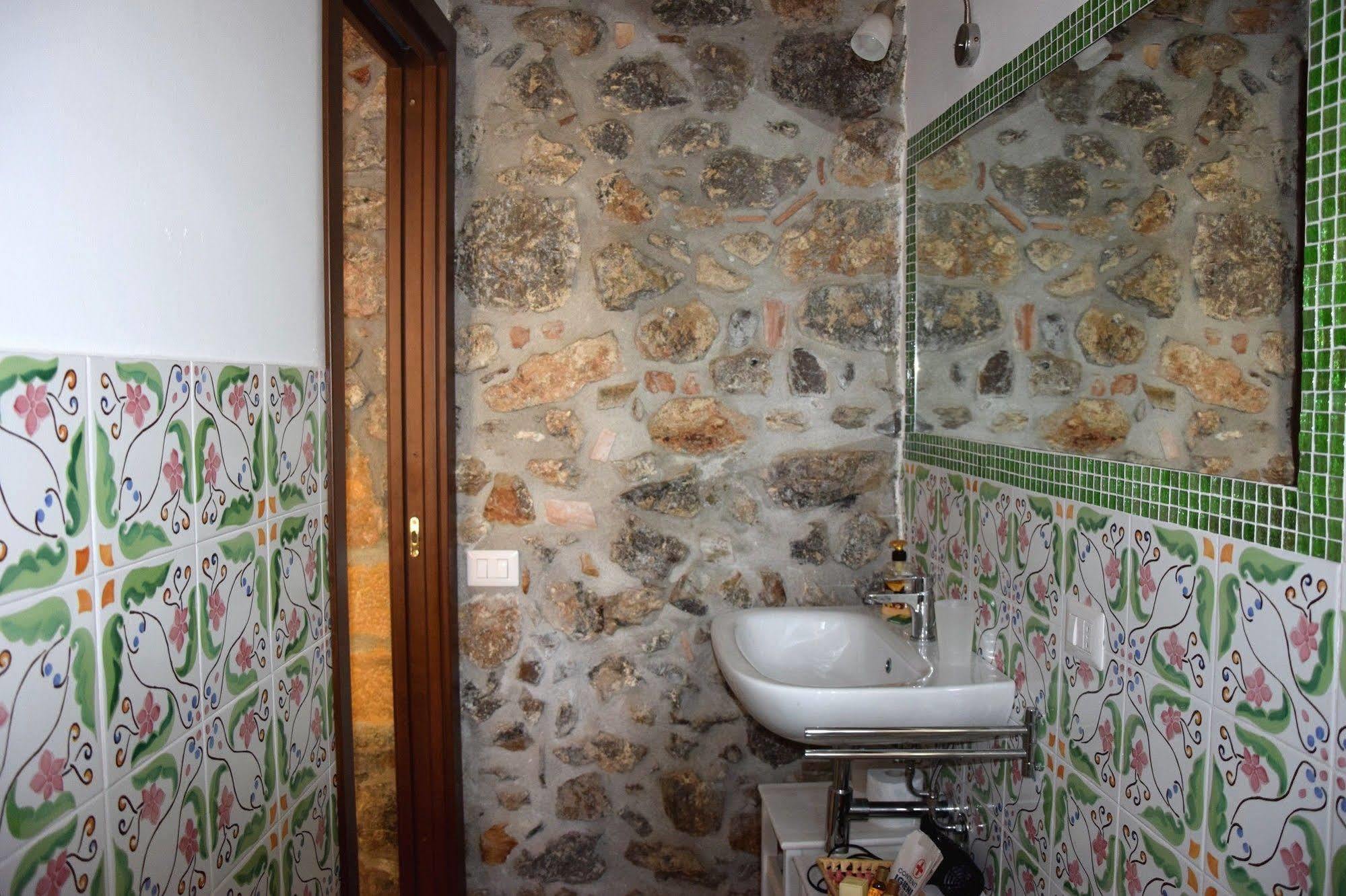 La Casa Del Geko Bed & Breakfast Cefalu Exterior photo