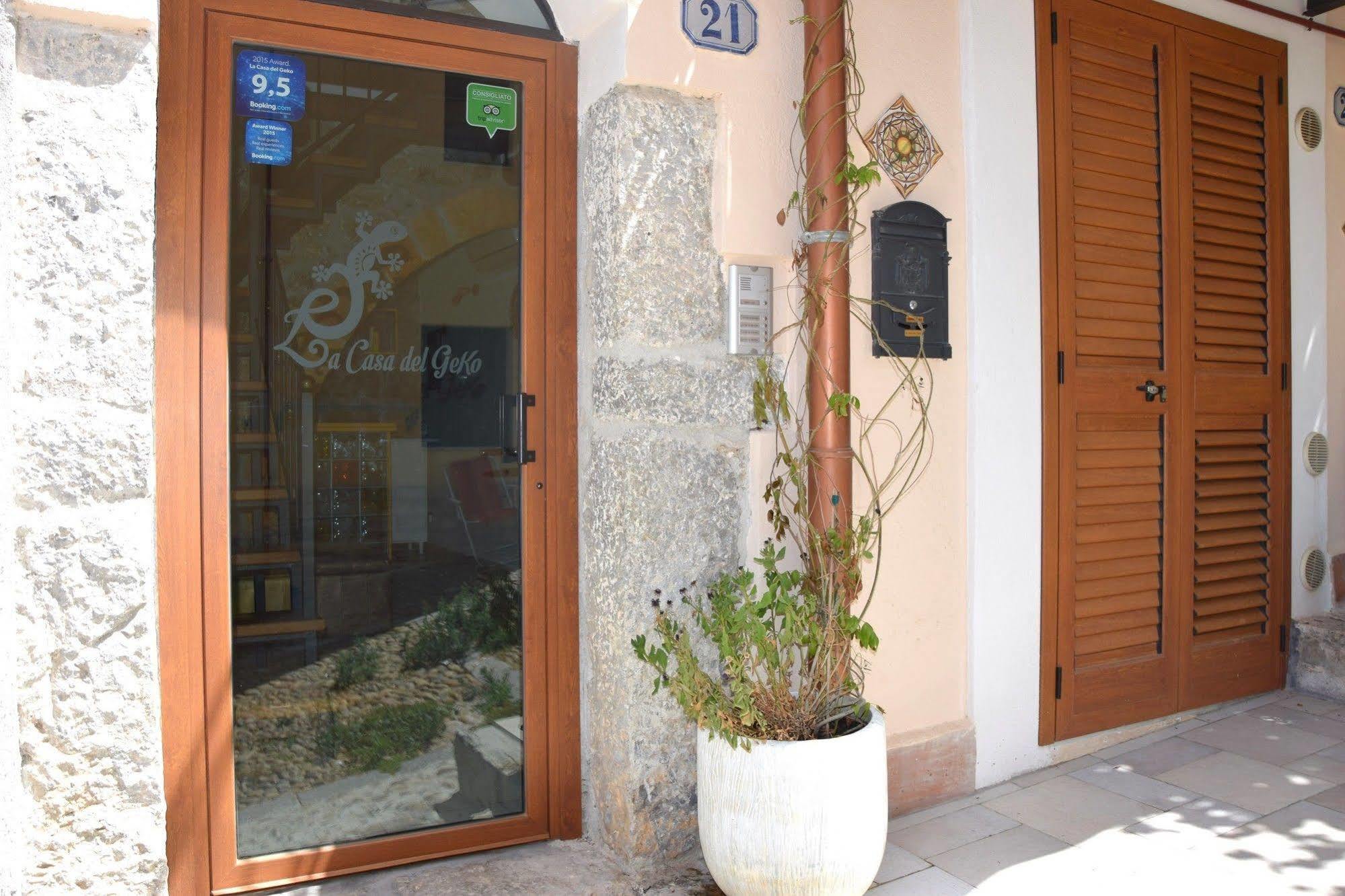 La Casa Del Geko Bed & Breakfast Cefalu Exterior photo